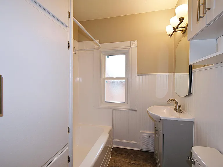 359 W Saint Charles Rd #B — Photo 12