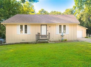 301 Lee Dr, Liberty, MO 64068