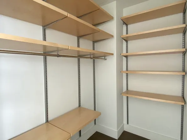 388 Bridge Street image 10 of 20