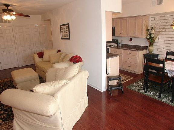 4th image of 29 Old Frankfort Way APT 206