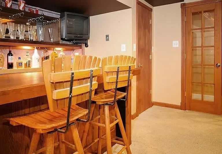 105 Kelly Dr — Photo 3