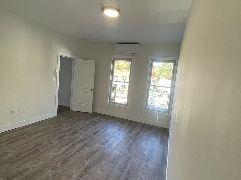 59 Stewart Ave — Photo 2