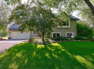 9164 Ranchview Ln N, Maple Grove, MN 55369