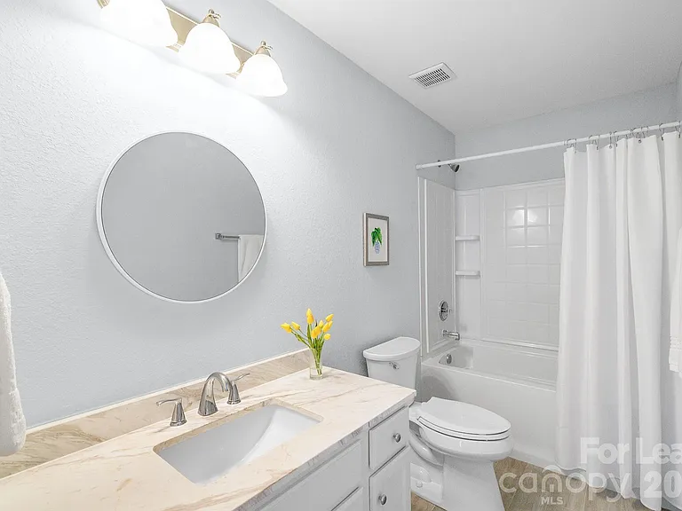 558 Calen Ln — Photo 32