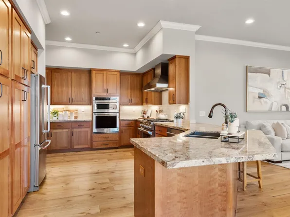 1972 Gardenview Circle, Santa Rosa, CA 95403