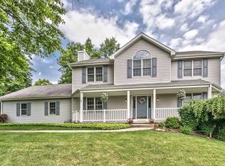 4844 Oakhurst Ave, Gibsonia, PA