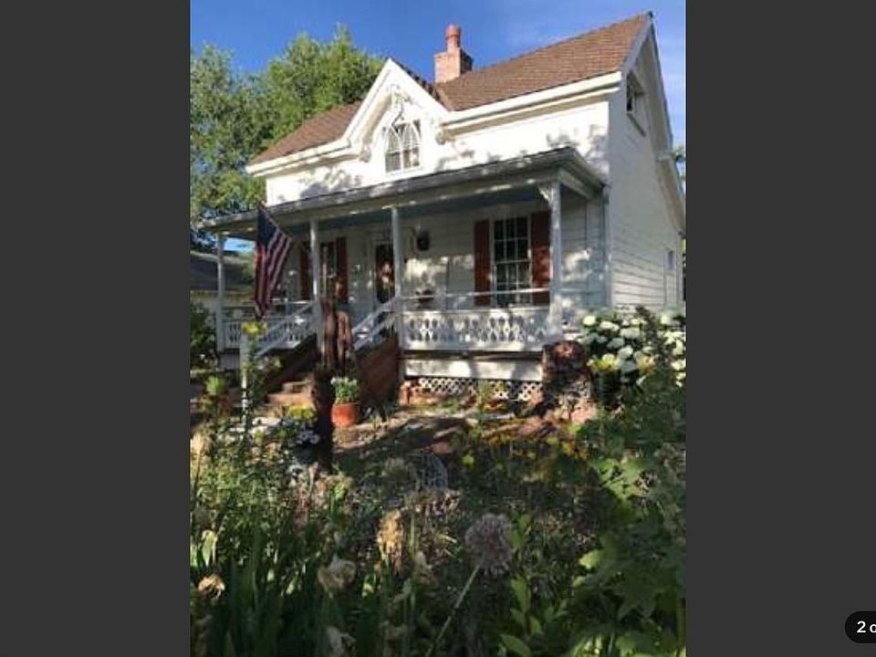 2nd image of 121 Vine St