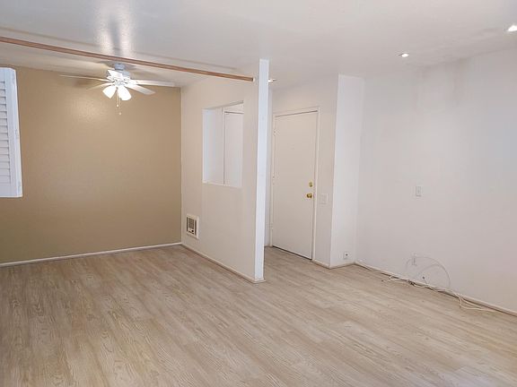 3rd image of 8043 Caminito De Pizza Unit A
