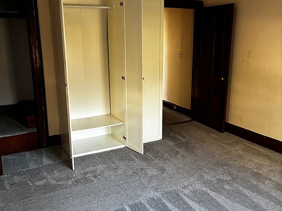 4th image of 82 E Sunnyside Ln Floor 1