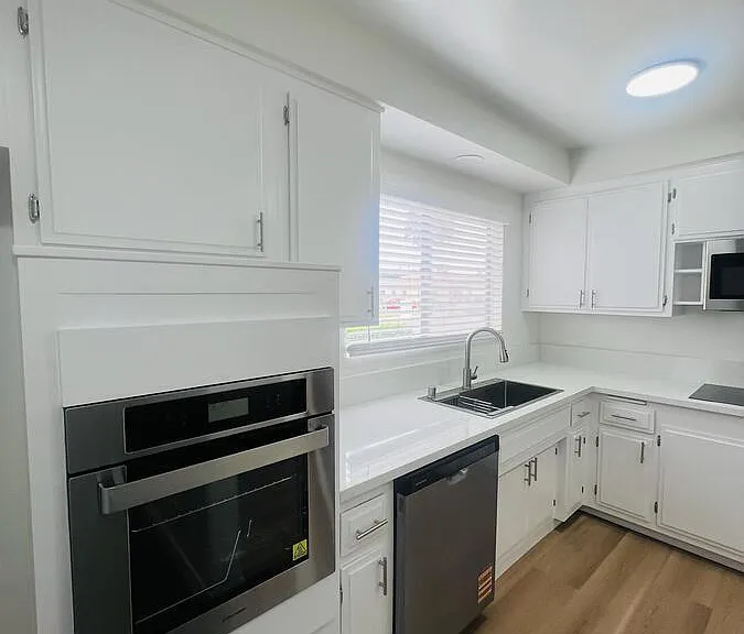 12302 Inglewood Ave #A — Photo 16