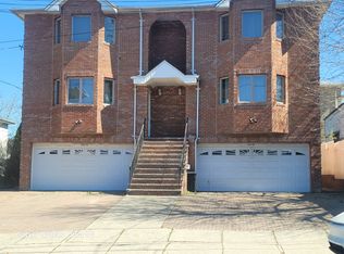 441 Hillcrest Pl #B, Palisades Park, NJ