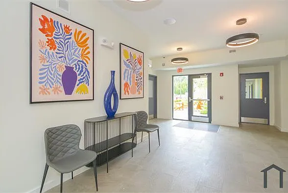 31 Tufts St #101 — Photo 12