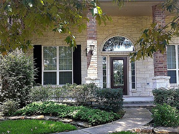 3rd image of 8405 Majestic Lake Ct