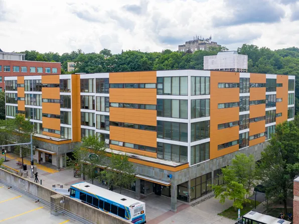 Cayuga Place