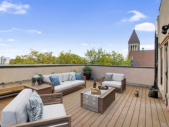 4th image of 1068 Lafayette Ave #7
