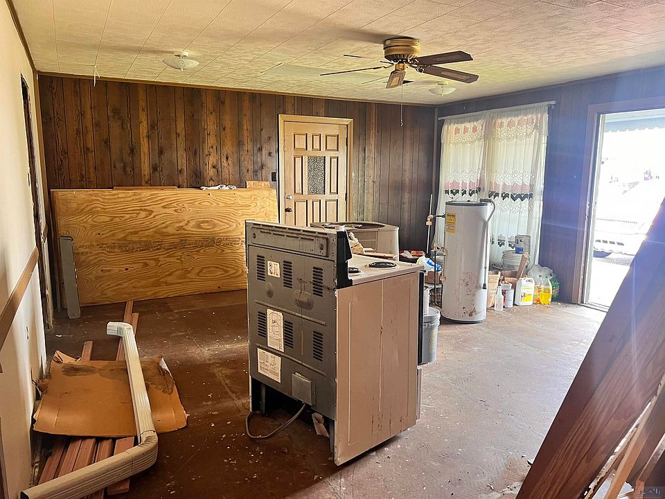 1218 Roberts Dr, Houma, LA 70364 MLS 2023006362 Zillow