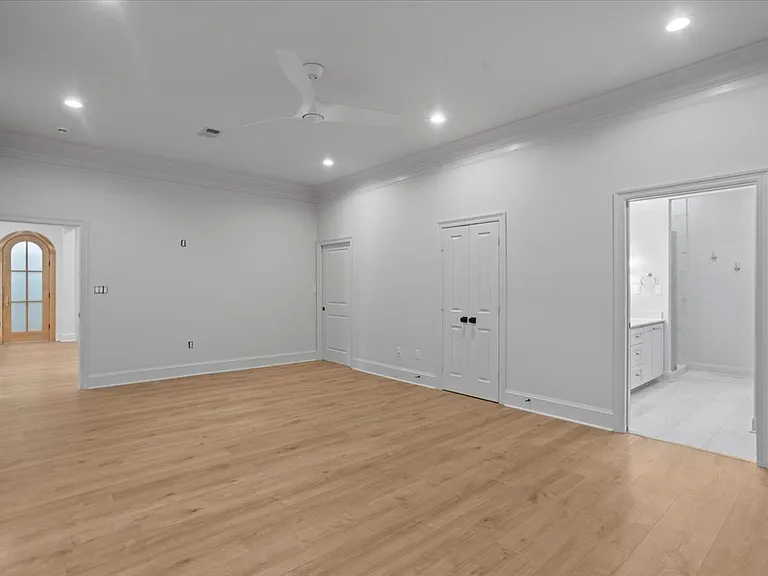 30 Crane Park — Photo 27