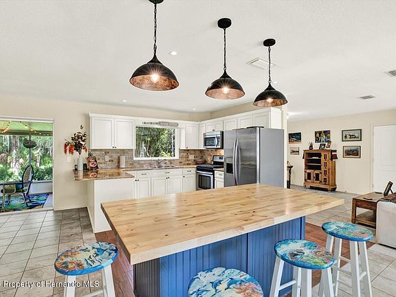 2nd image of 4064 N Concord Dr