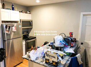 37 Sheafe St #2A, Boston, MA 02113