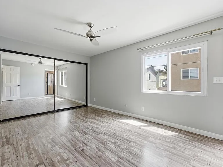4355 Rialto St #7 — Photo 13