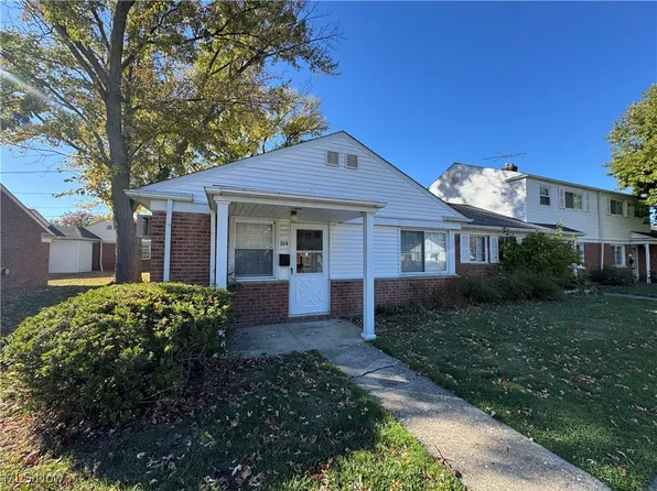 324 E 235th St, Euclid, OH 44123