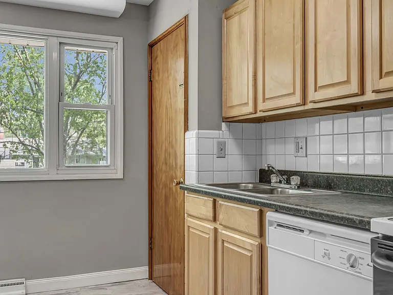 765 Babler Dr — Photo 7