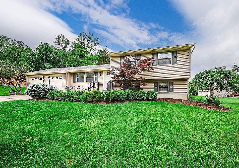 1st image of 5825 Cedaridge Dr