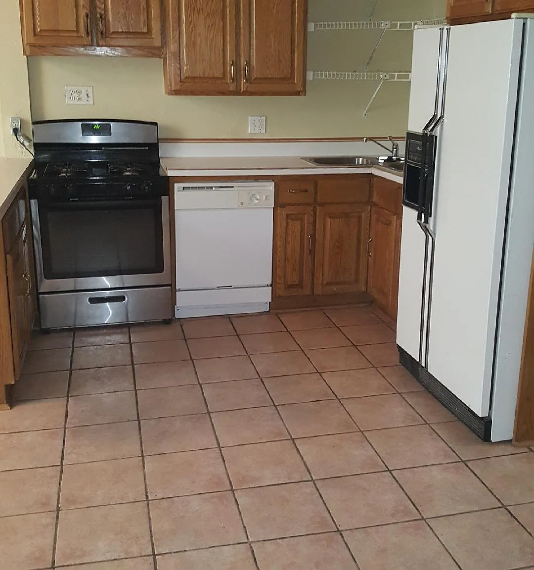 1 bed, 650 sqft, $1,340 — Photo 3