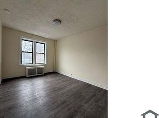 275 McLean Ave APT 3C, Yonkers, NY 10705