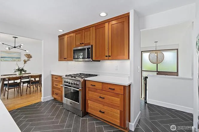 18012 1st Ave NW — Photo 12