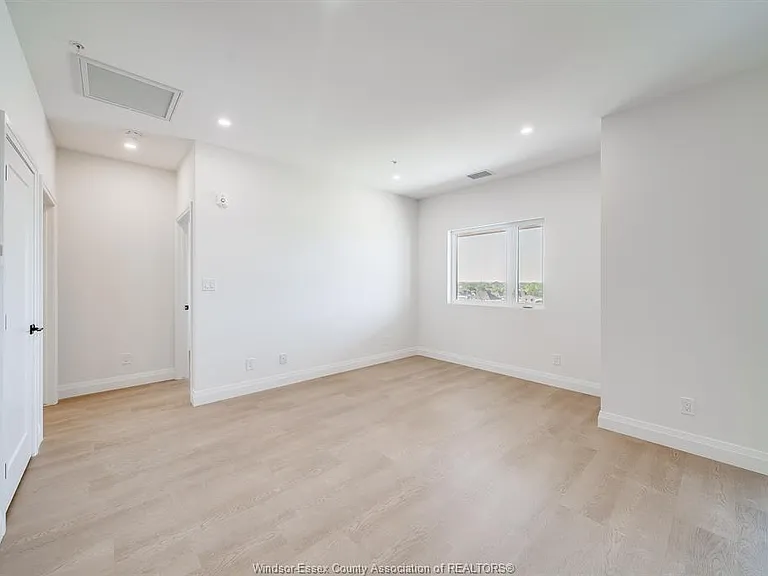 4300 Laurier Pkwy #543 — Photo 21