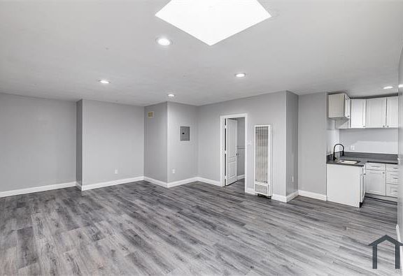 2nd image of 1759 W Century Blvd APT A