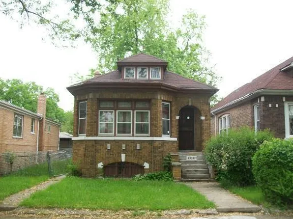 10018 S Princeton Ave, Chicago, IL 60628