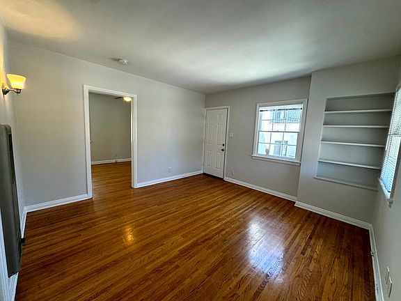5th image of 8951 Cynthia St #909