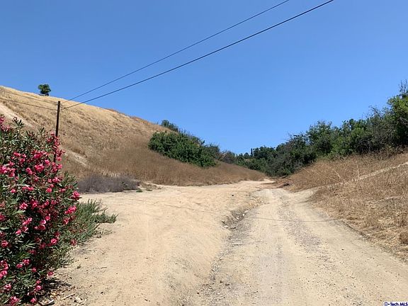 2nd image of 4057 Harriman Ave