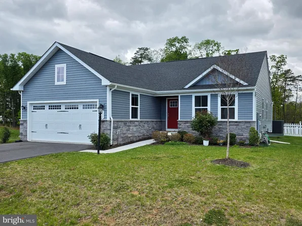 111 Hydro Rd, Inwood, WV 25428