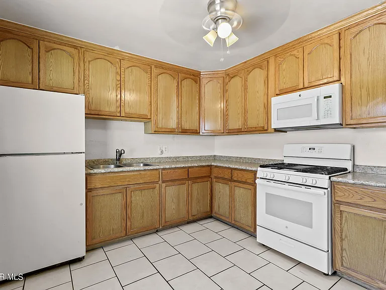 7707 Parral Dr — Photo 5