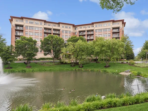 40 Prairie Park Dr APT 503, Wheeling, IL 60090
