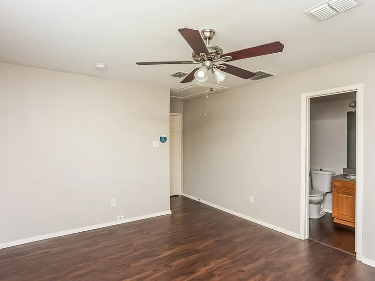 6624 Cantata Ct — Photo 9