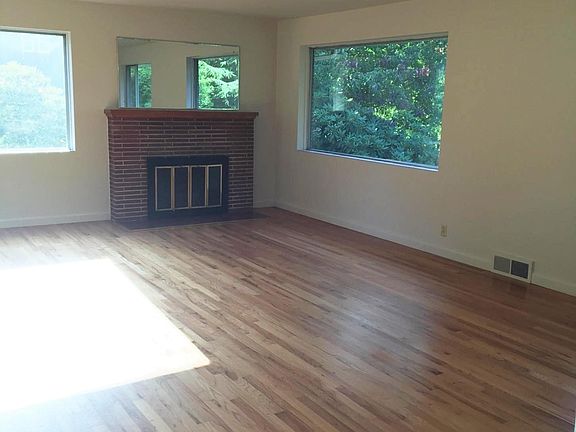 Living room when empty