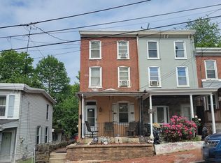 905 Mulberry St, Upland, PA 19015