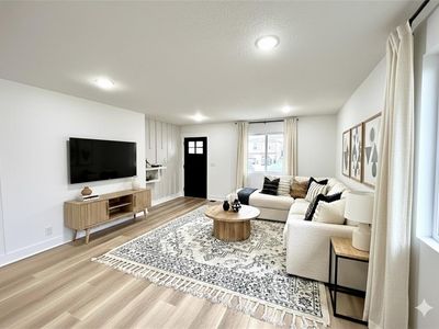 807 N Walnut St, Lone Jack, MO, 64070