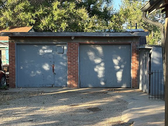 2nd image of 123 Midwest Ave