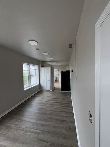 Building Photo 3