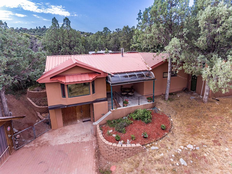 1st image of 21 Sandia Haven Dr