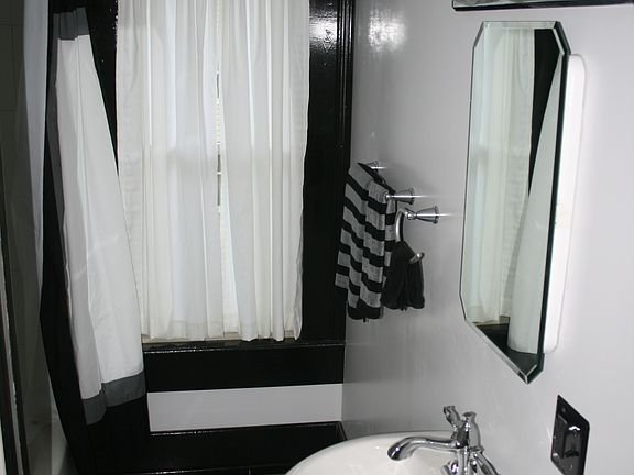 4th image of 196 Bristol St Floor 2