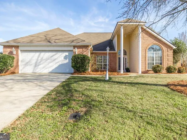 203 Cumberland Woods Ter, Warner Robins, GA 31088