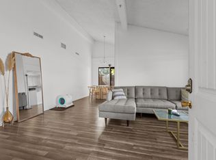 1326 Oak Terrace Ct APT 2, Sacramento, CA