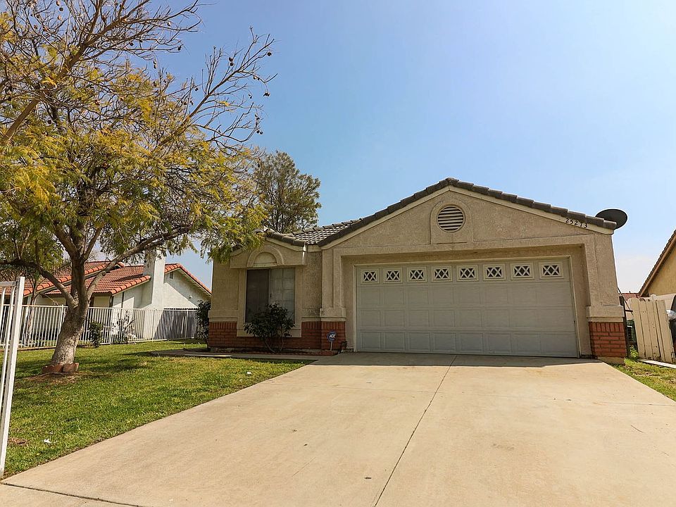 25273 Brodiaea Ave Moreno Valley Ca 92553 Zillow