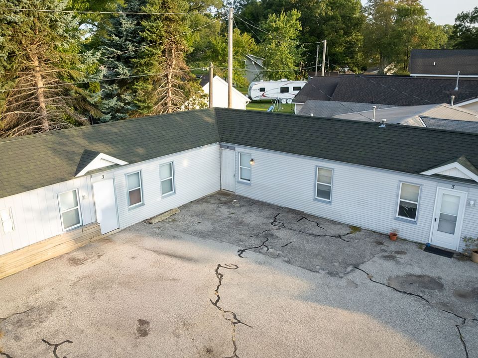 14-web-or-mls-Unit #4 501 Pine St Spring Lake, MI, United States-14_09112025